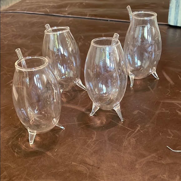 Oenophilia Porto Sippers set of 4 new in box - Picture 3 of 4